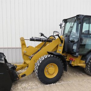 Cargador CATERPILLAR 906M