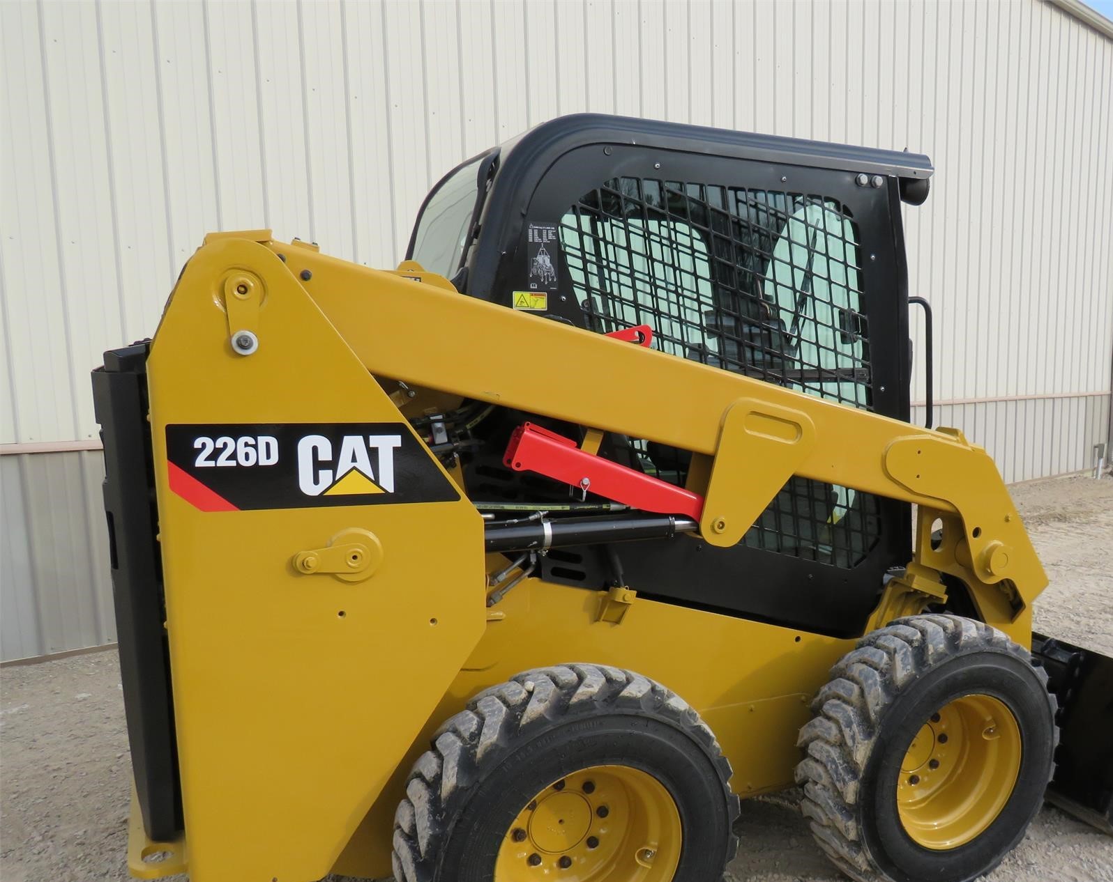 Cargador CATERPILLAR 226D - Image 6